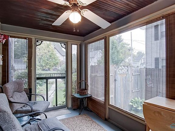 5th image of 701 Wallace Ave