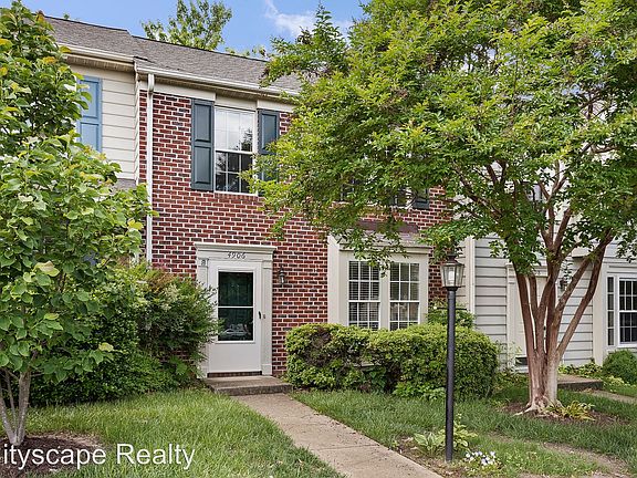 2nd image of 4906 Donegal Trace Ct