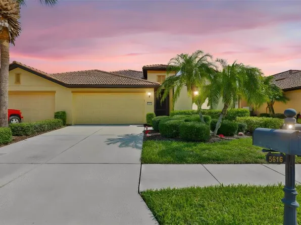 5618 Sunset Falls Dr, Apollo Beach, FL 33572