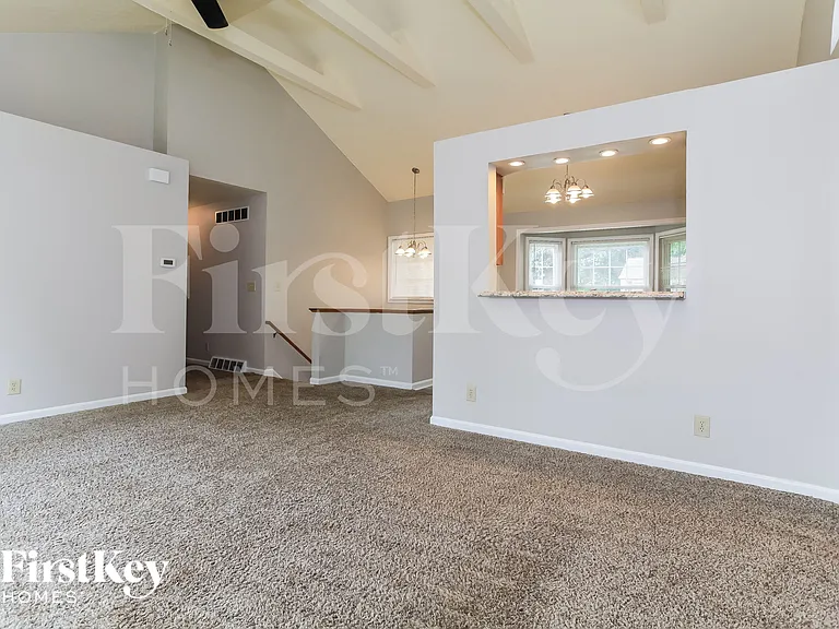 7386 Sterling Springs Way — Photo 5