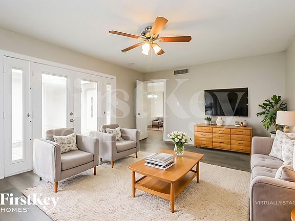 4th image of 8046 N 56th Ave