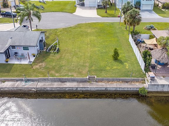3rd image of 4367 4th Isle Dr