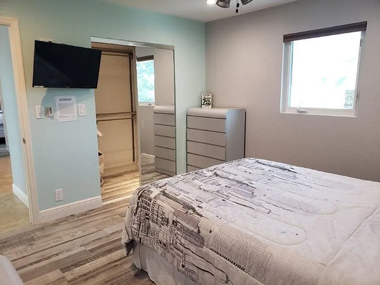 801 NW 49th Way — Photo 7