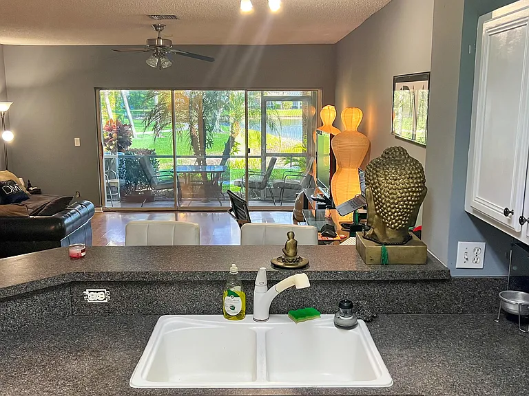 4584 Palmbrooke Cir — Photo 3