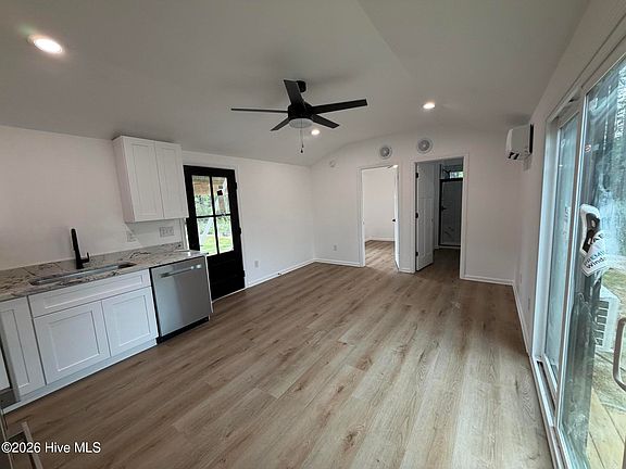 5th image of 1171 Rockingham Road