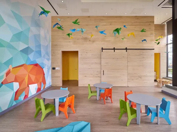 474 Warren Street image 57 of 133