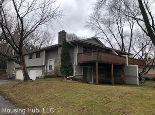 1227 Timbershore Ln, Eagan, MN 55123