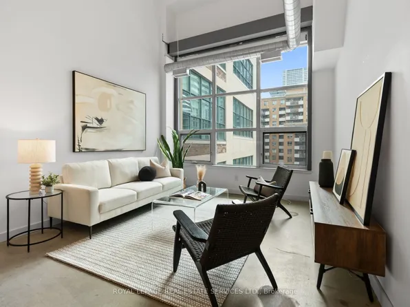 135 Dalhousie St #501, Toronto, ON M5B 2S1