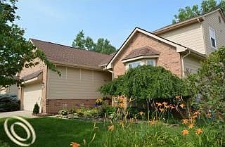 3rd image of 30758 Tanglewood Dr #1
