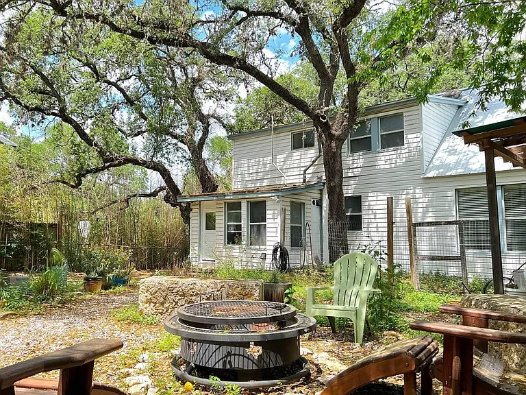 1710 Virginia Ave — Photo 12