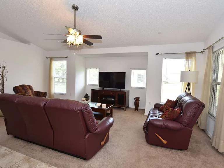 192 Pine Grove Dr — Photo 16
