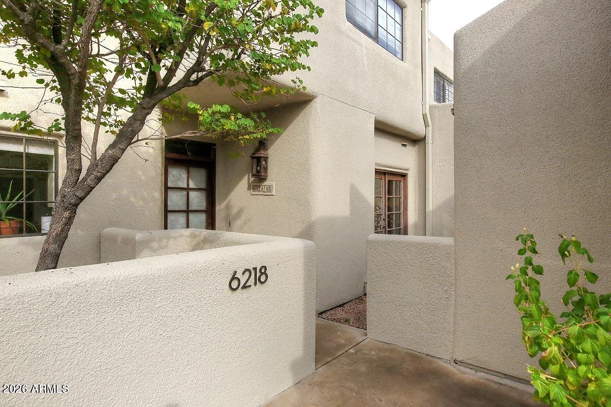Building Photo - 6218 N 30th Pl