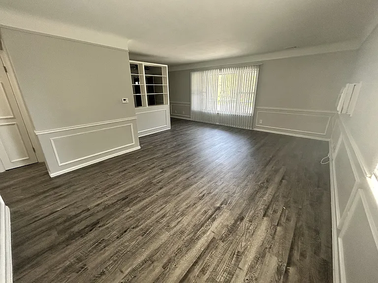 Secor Flats — Photo 74
