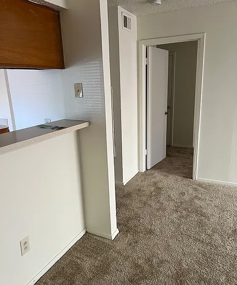 Bethany Apartments — Photo 15