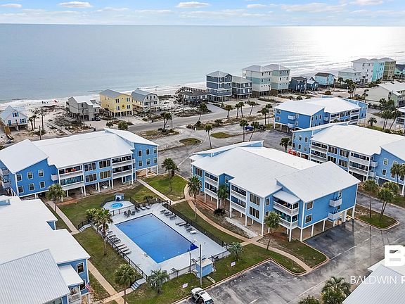 4th image of 1872 W Beach Blvd #D-206