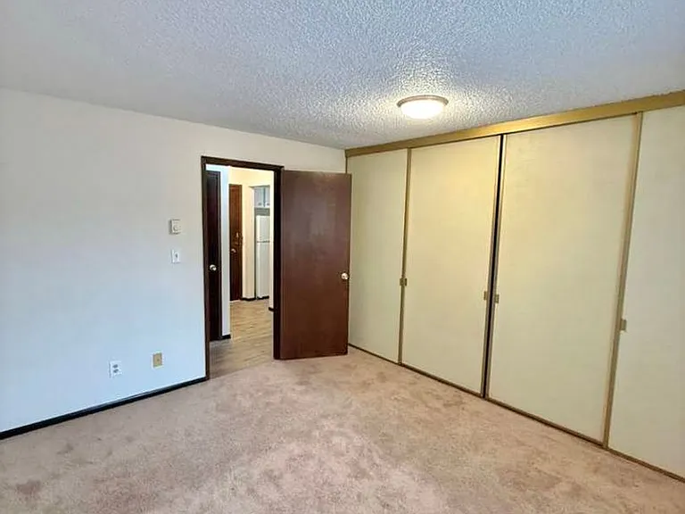18524 Tm Jd Gisz Llc — Photo 17