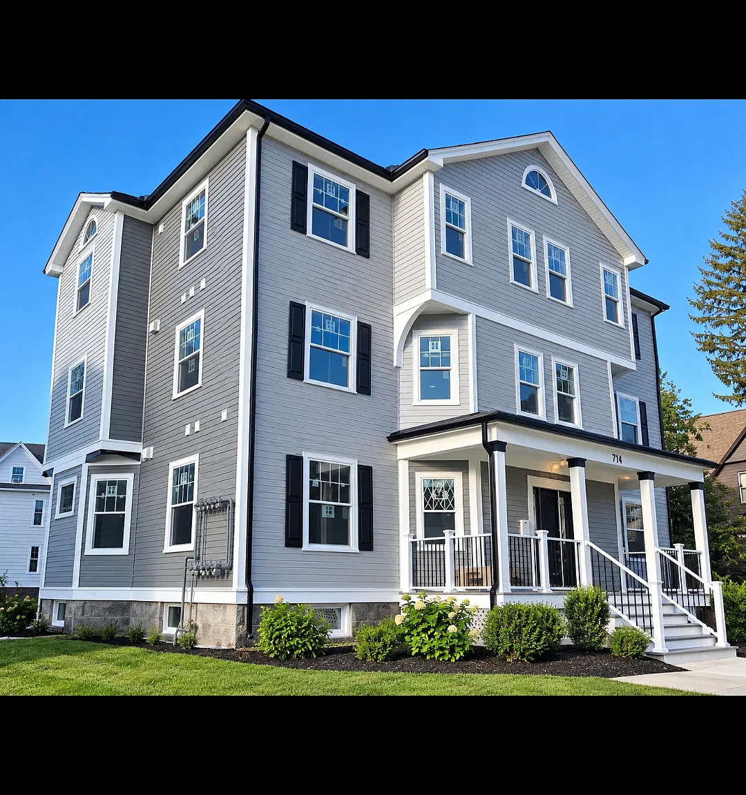 2 bed, 1.5 bath, 950 sqft, $2,300 — Photo 2