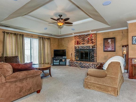 2nd image of 303 N Shore Dr