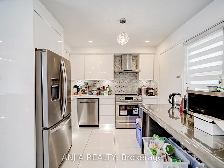 203 Norfolk Ave #MAIN FL — Photo 30