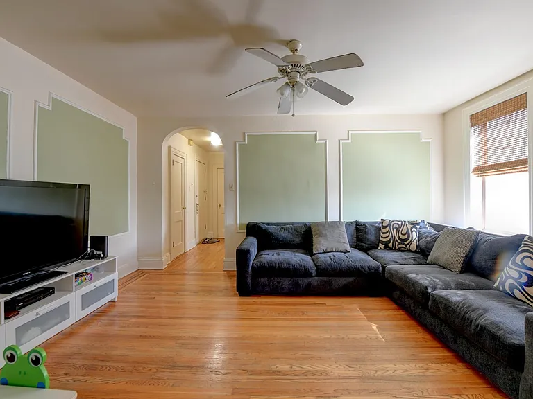 901 Grand Ave #2B — Photo 17