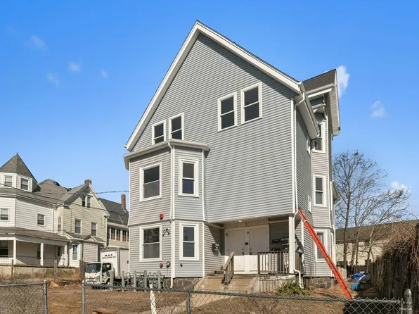 9 Waverly St APT 4, Brockton, MA 02301