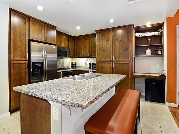3rd image of 21301 Erwin St Unit 222