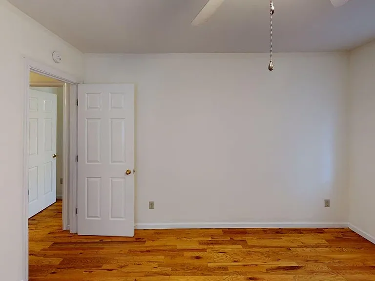 1297 Timberbranch Ct — Photo 6