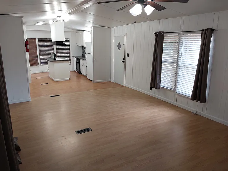 475 S Merchant St #1 — Photo 9