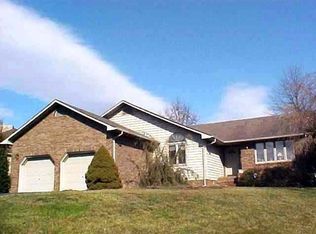 256 Apple Ridge Dr, Bluff City, TN 37618