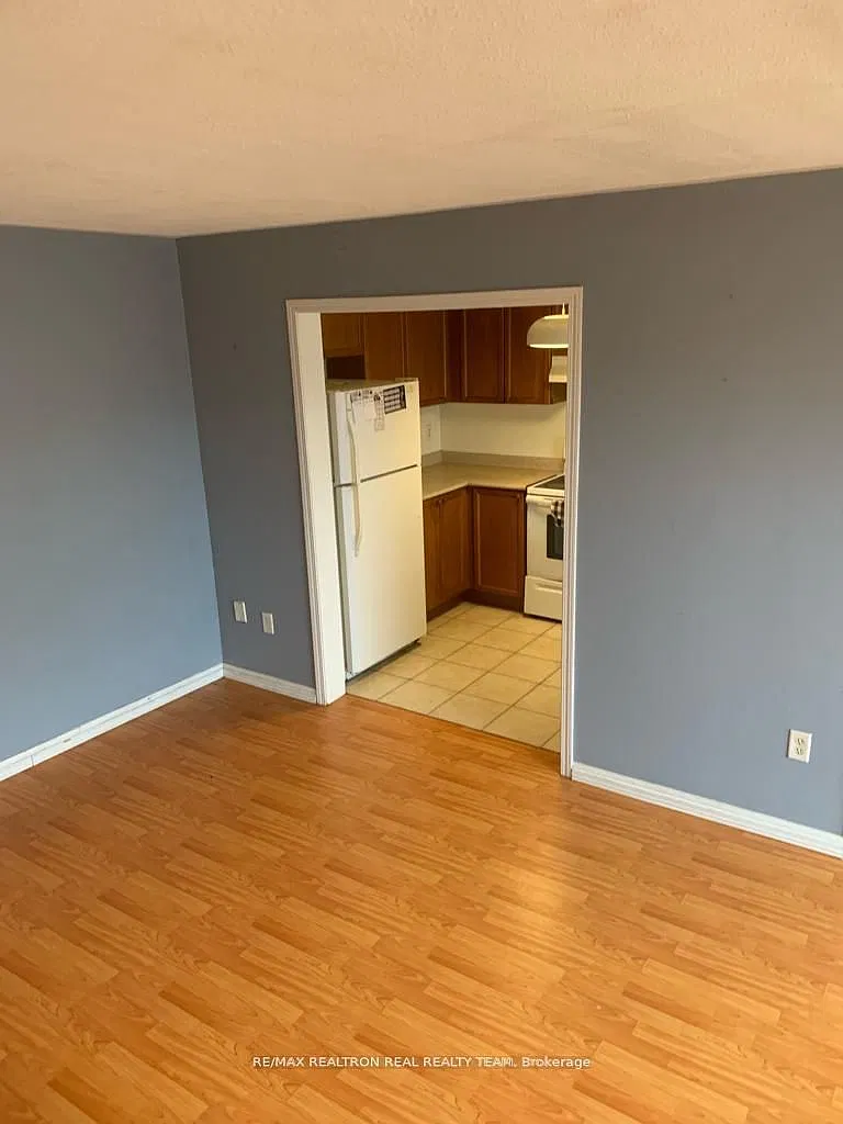 2 bed, $2,500 — Photo 4
