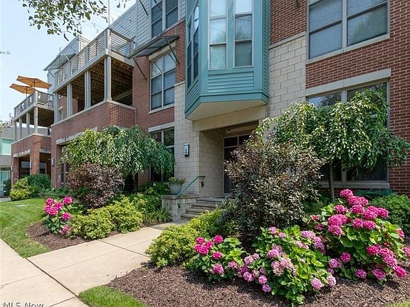 2nd image of 2079 Random Rd APT 314