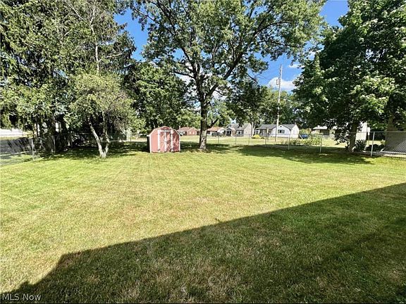 2nd image of 189 Forest Hill Dr