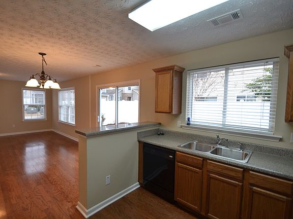 2nd image of 349 Hiawassee Dr