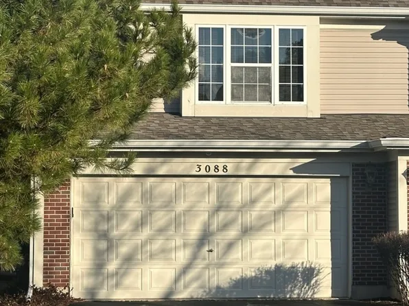 3088 Serenity Ln, Naperville, IL 60564