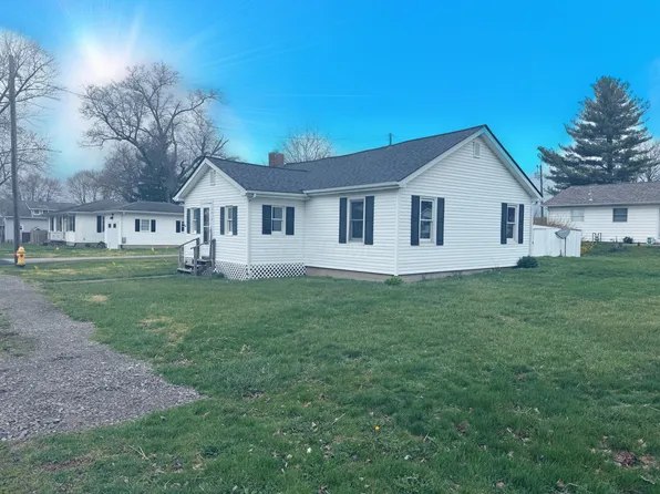 2610 Summit St, Millersport, OH 43046