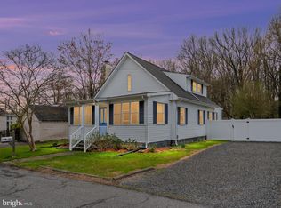 205 Arunah Ave, Edgewater, MD 21037