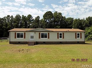 3017 Crystal Lake Dr, Elizabeth City, NC 27909
