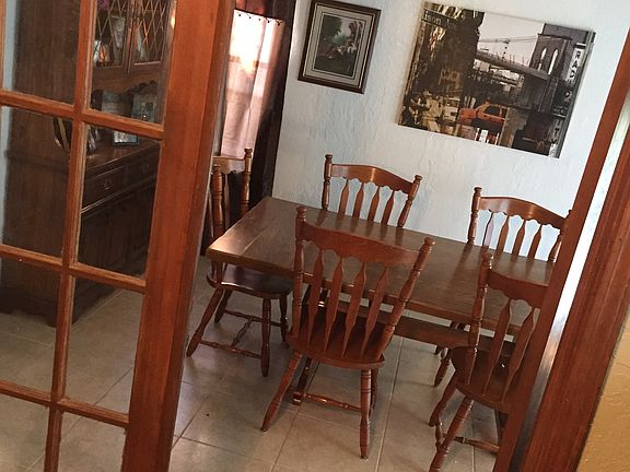 Formal dining or 4th bedroom