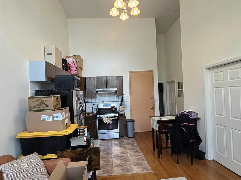 190 22nd St #2B — Photo 3