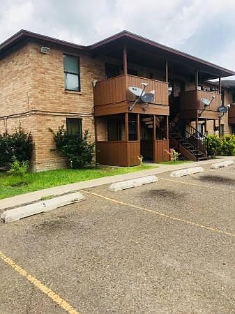 1st image of 806 N 27th St #13