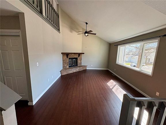 4th image of 1420 Martway Cir APT A