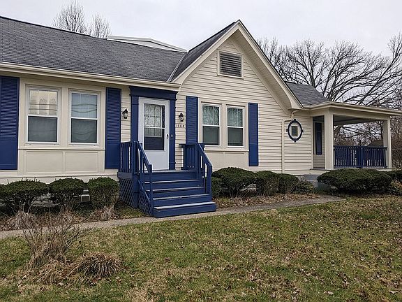 Stairs to front door. 