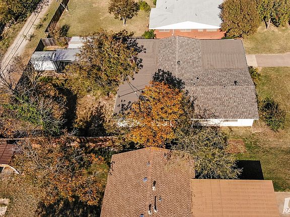 4th image of 13 Oxford Ave S