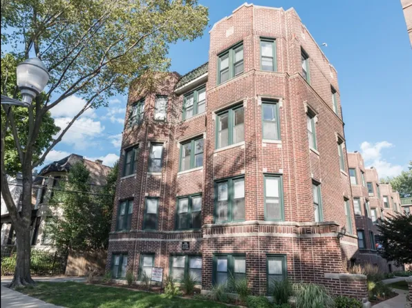 (undisclosed Address), Chicago, IL 60613