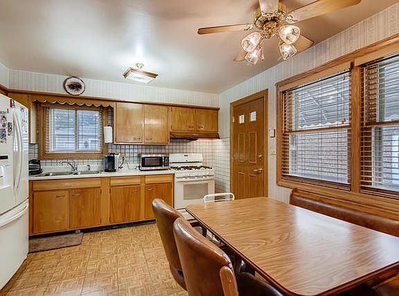 5th image of 1108 W Hillside Dr