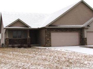 1735 Ducktail Ct, New Richmond, WI 54017