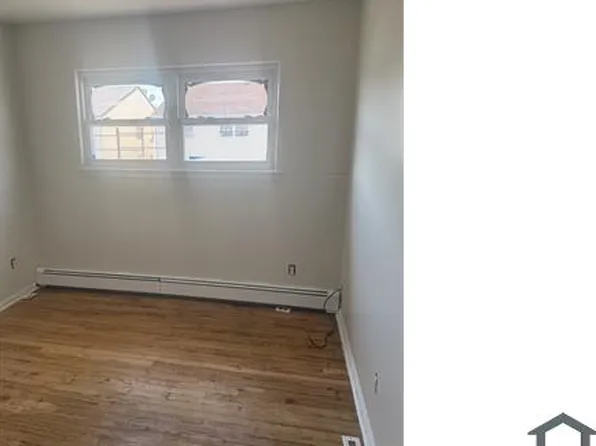 615 Beach 68th St Floor 2, Arverne, NY 11692