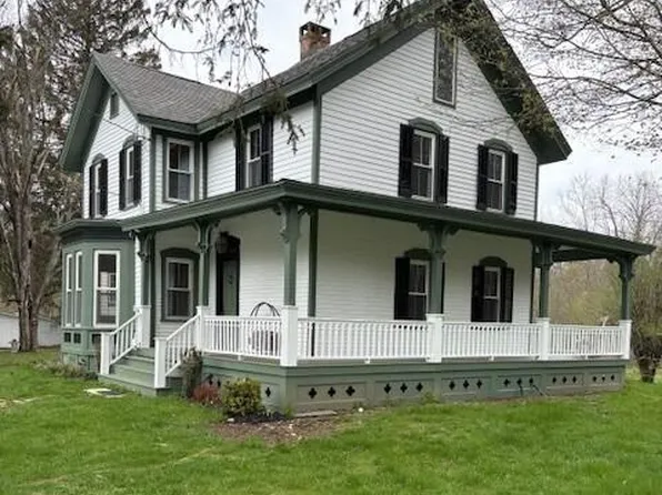 23 Frog Alley, Old Chatham, NY 12136