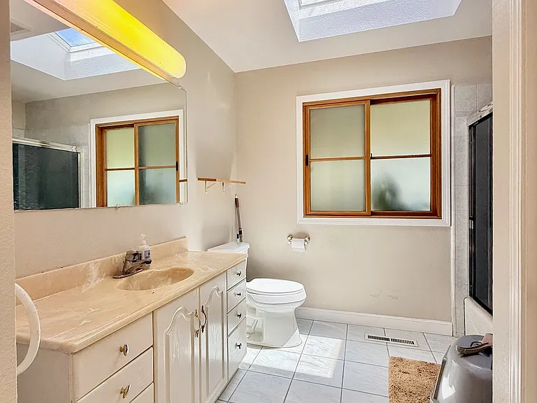 12291 Titus Ave — Photo 32