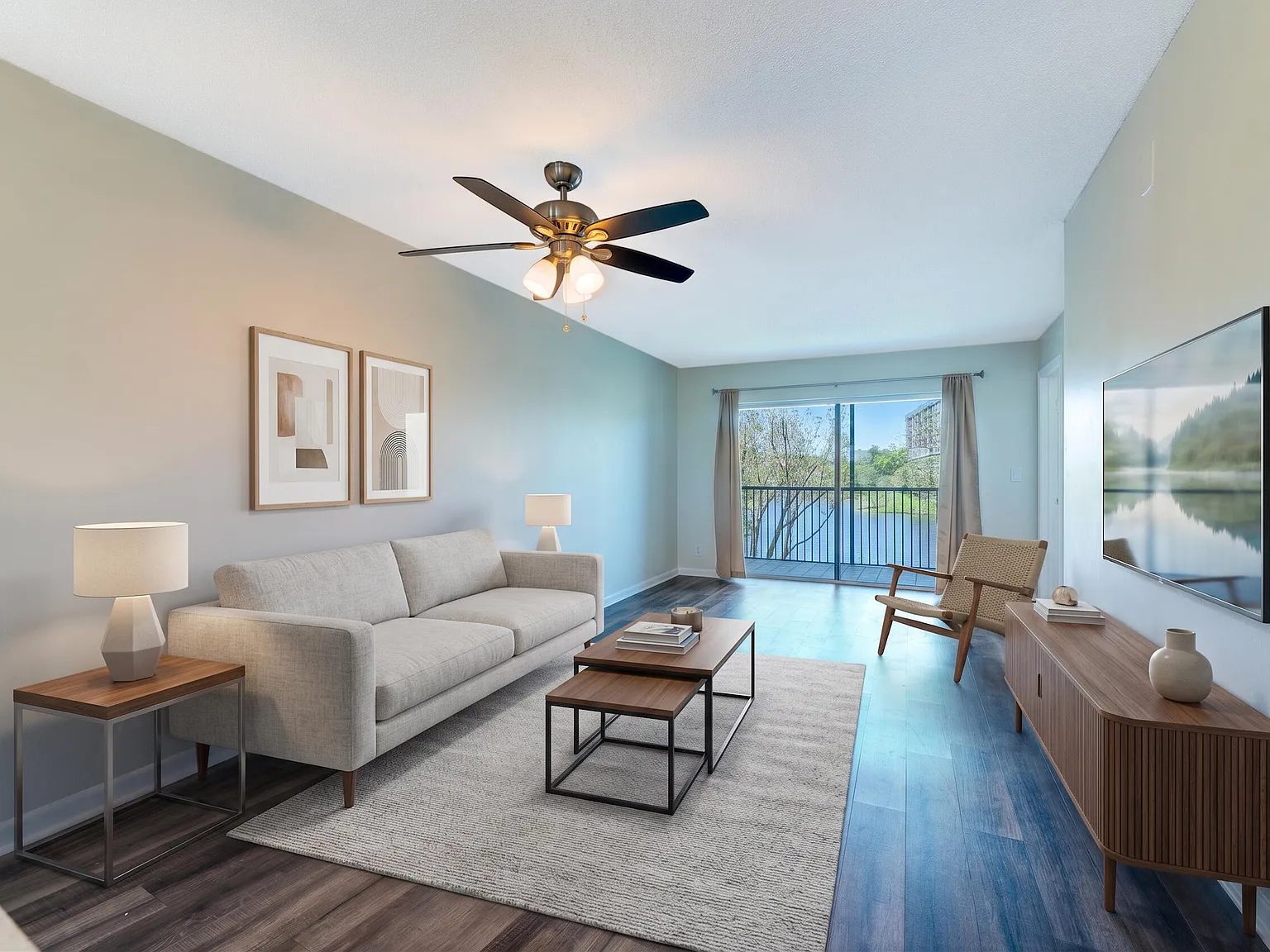 2 bed, 2.0 bath, 825 sqft, $2,000 — Photo 4